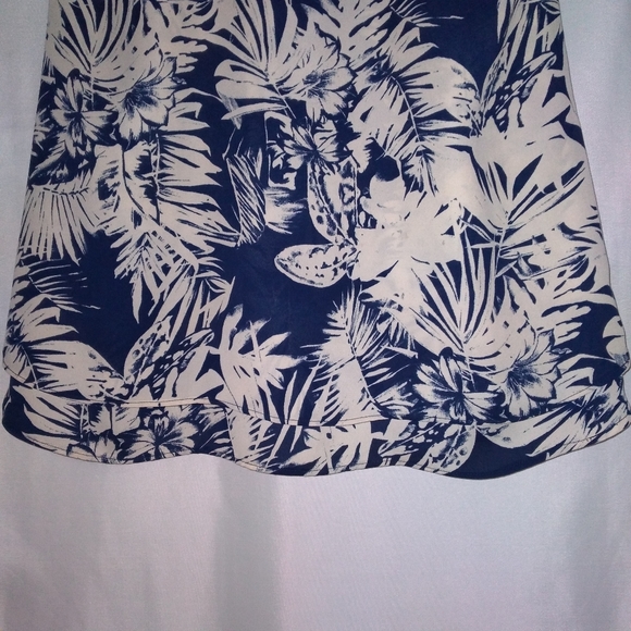 🎁 Gorgeous Paper Crane Double Layered Halter Tank Top - Picture 8 of 10